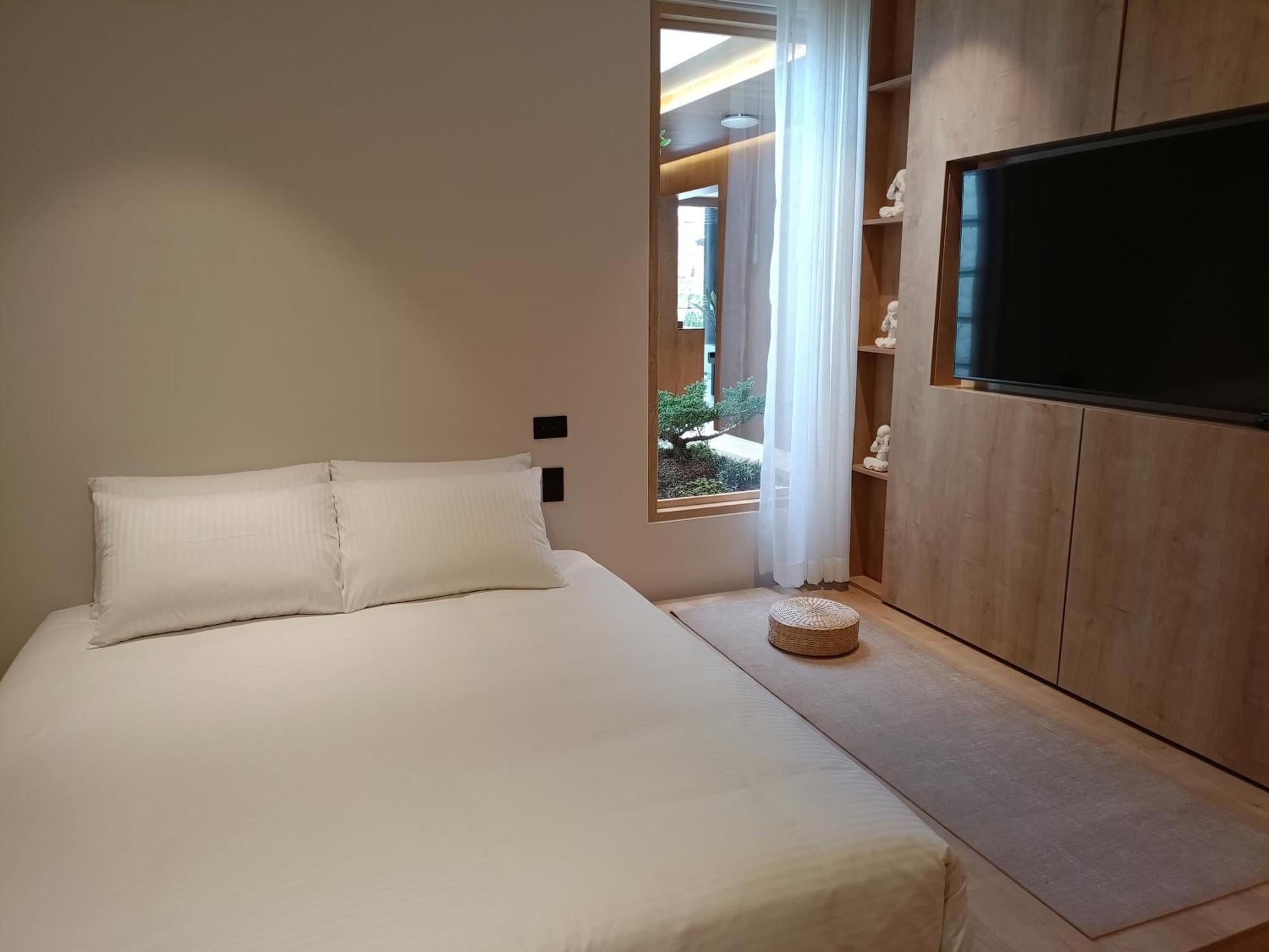 Casa Tokyo Manila By Xcay Home Medellín Eksteriør billede