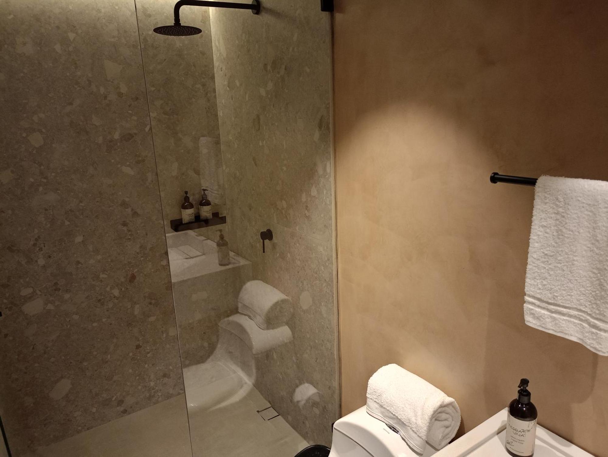 Casa Tokyo Manila By Xcay Home Medellín Eksteriør billede