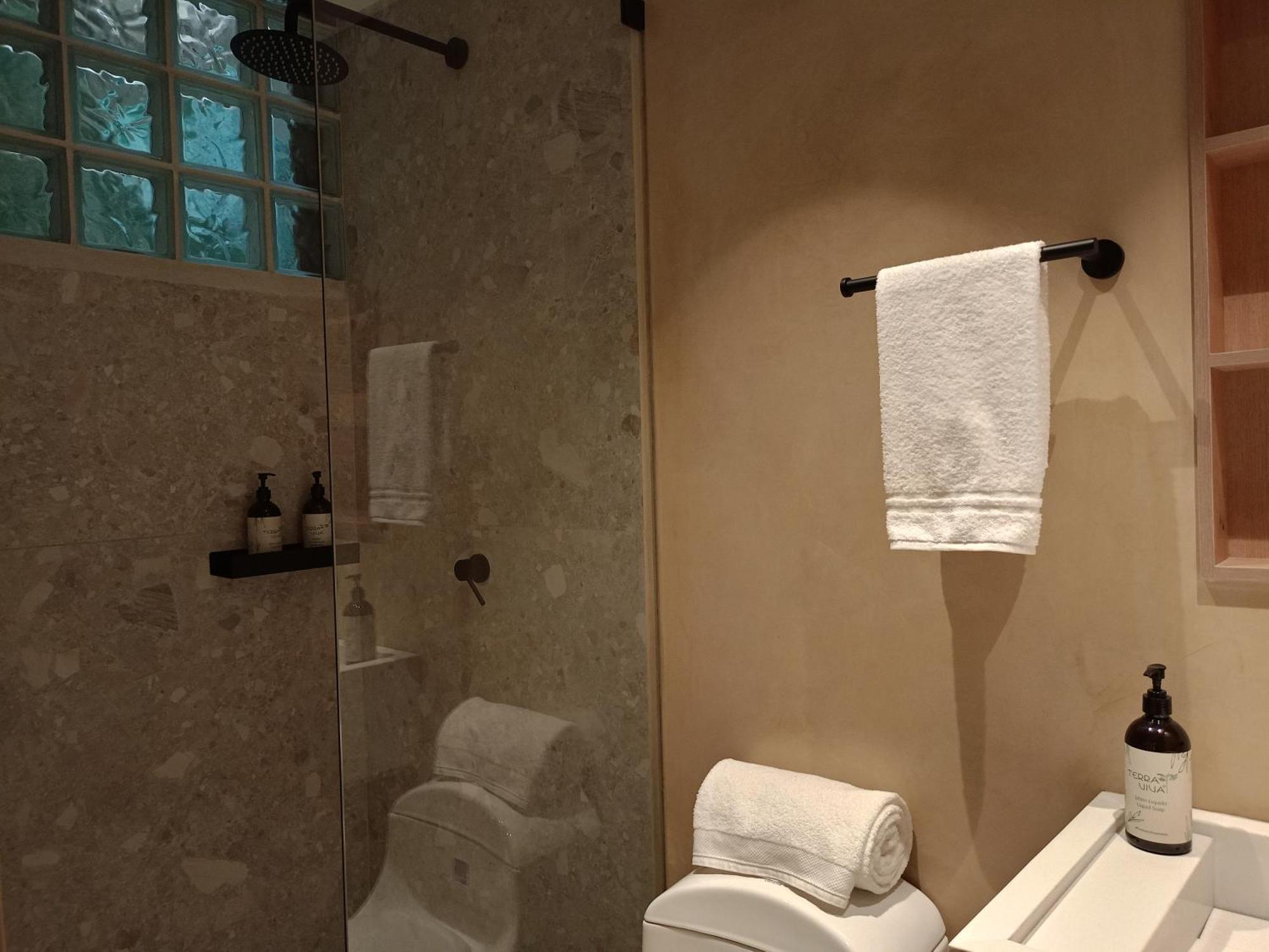 Casa Tokyo Manila By Xcay Home Medellín Eksteriør billede